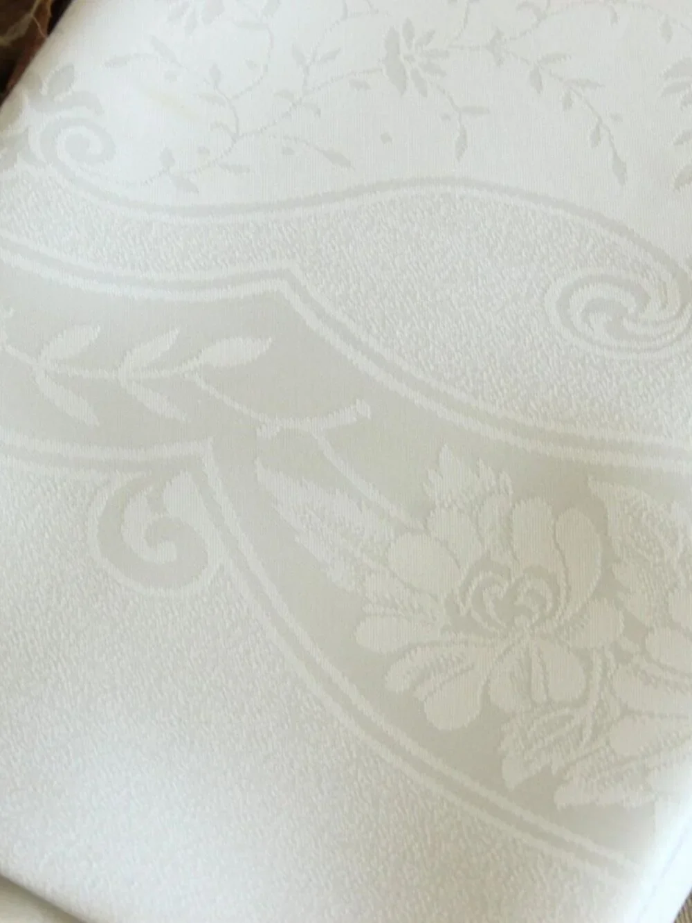 Vintage 1980s 1990s Tablecloth, English White Damask Rectangular, 53